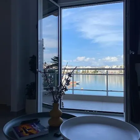 Apartment Opensea *
